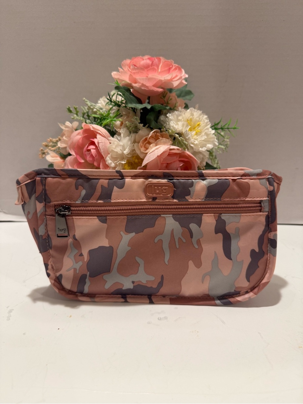 lug Pink Camo Trolley Toiletry & Accessory Parasail Organizer Bag - Picture 2 of 16